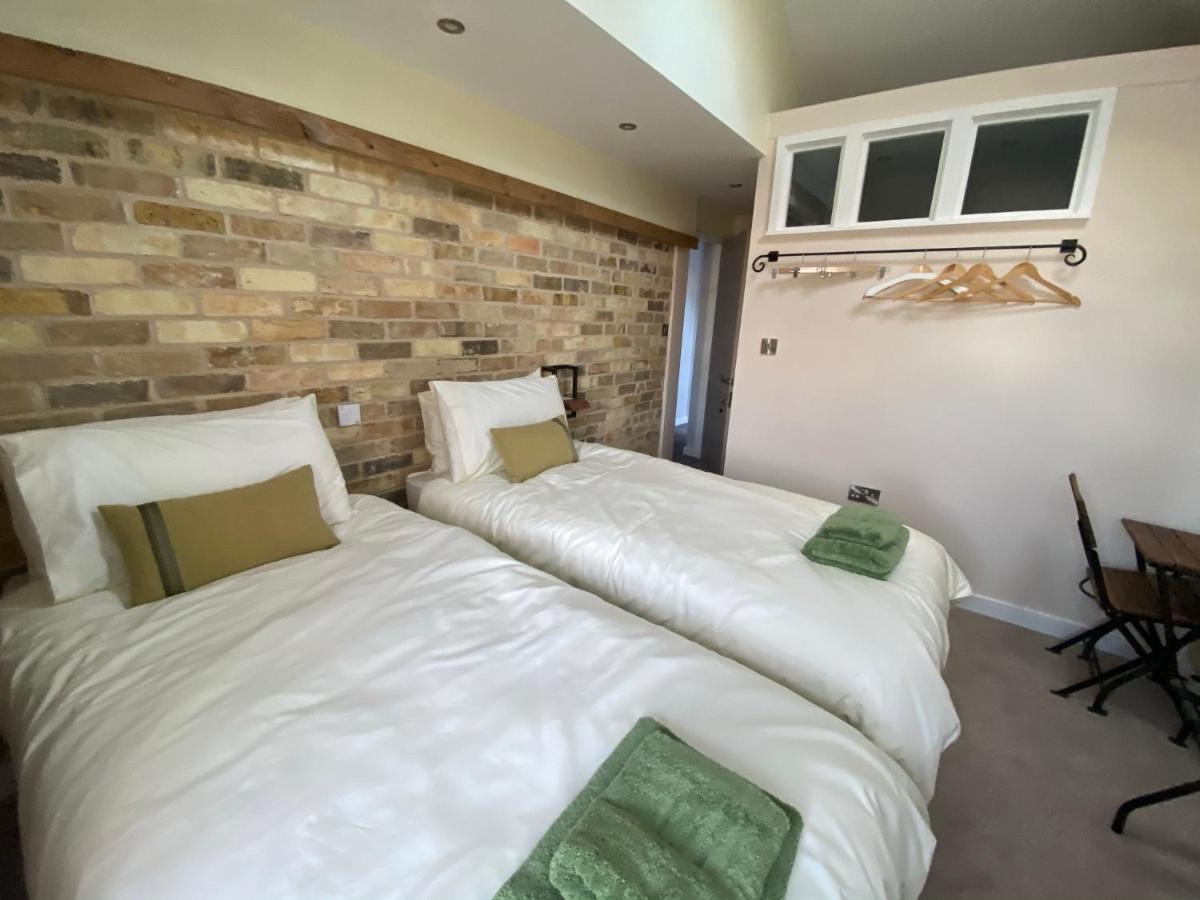 Top Tip Rooms Newmarket Ньюмаркет Экстерьер фото
